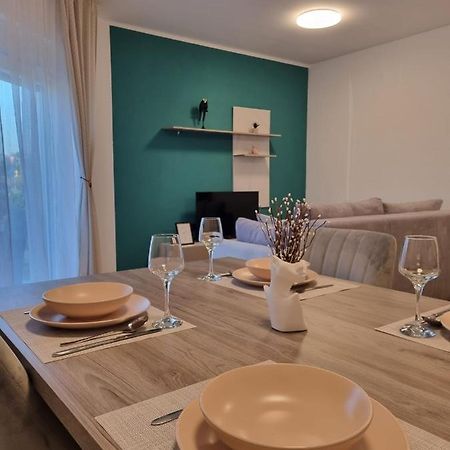 Apartmani Toni Drnis Bagian luar foto