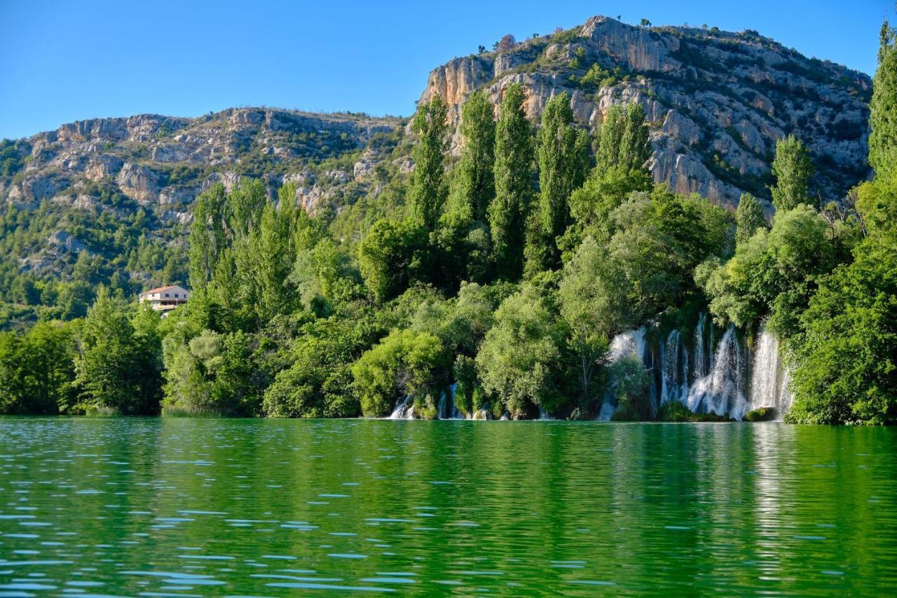 Apartmani Toni Drnis Bagian luar foto