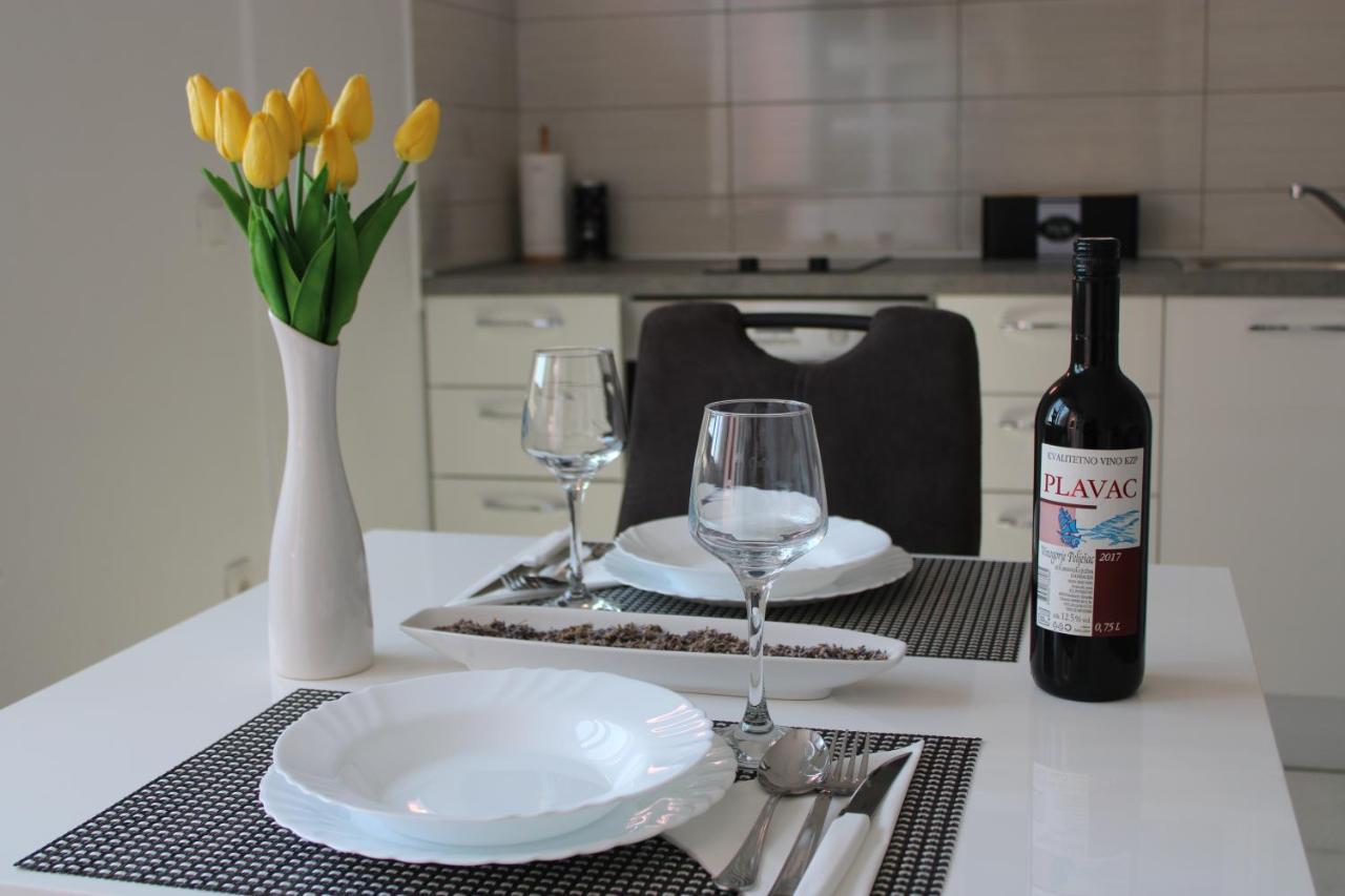 Apartmani Toni Drnis Bagian luar foto