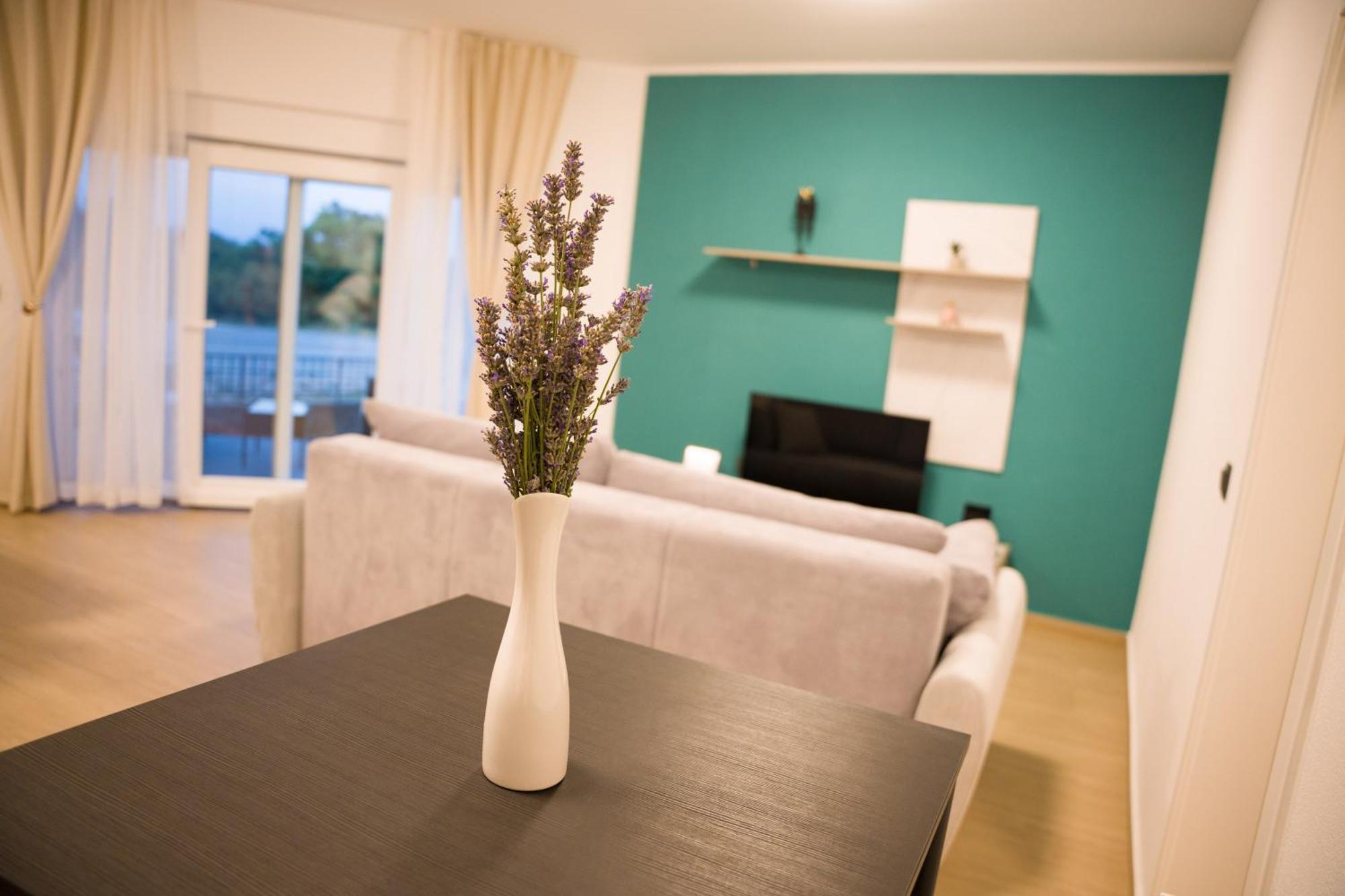 Apartmani Toni Drnis Bagian luar foto