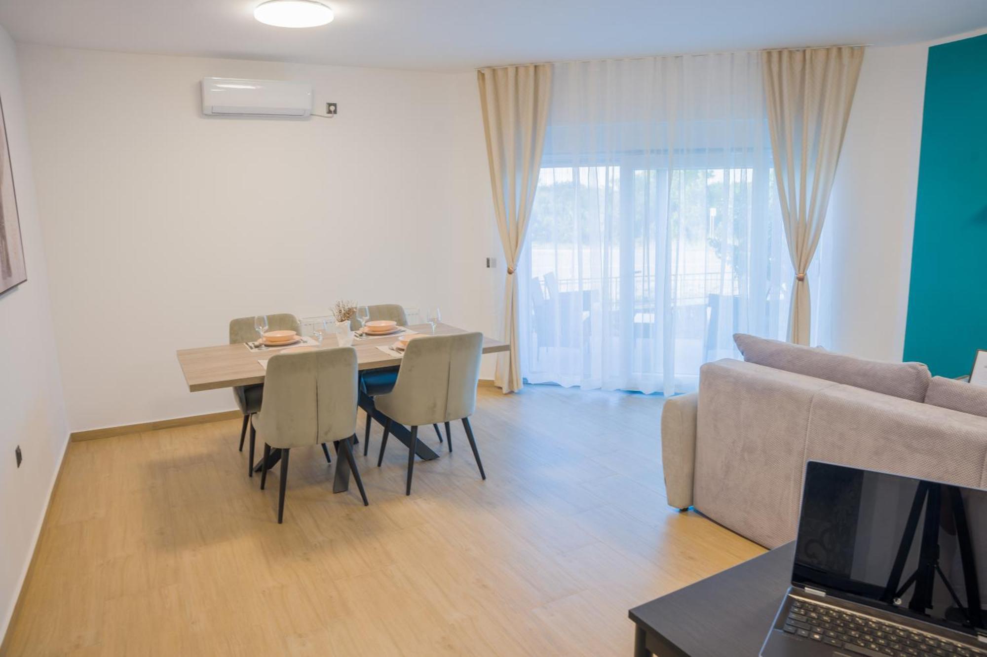 Apartmani Toni Drnis Bagian luar foto